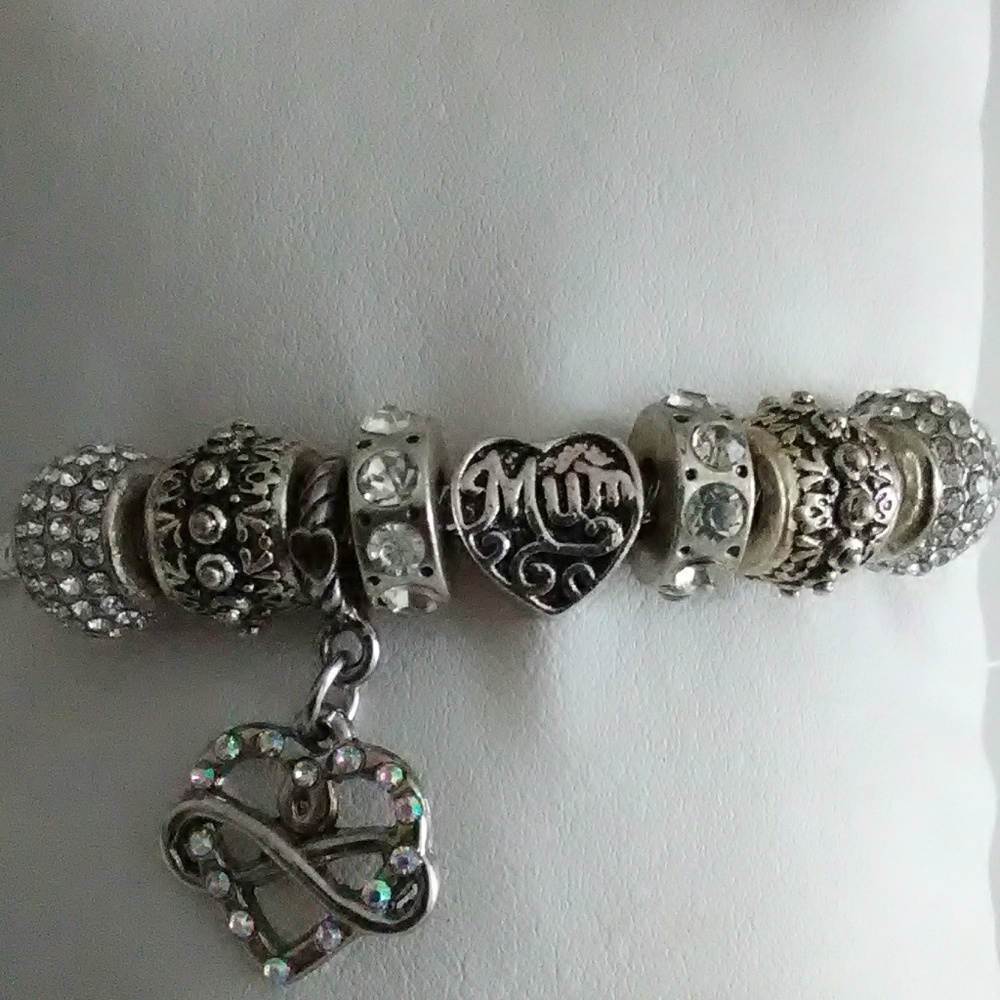 "Mum's the Word" Mother's Day Collection Bracelet